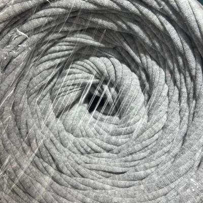 Трикотажная пряжа Три Кота серый меланж