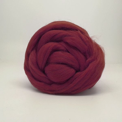 Полутонкая шерсть для валяния 06 красный